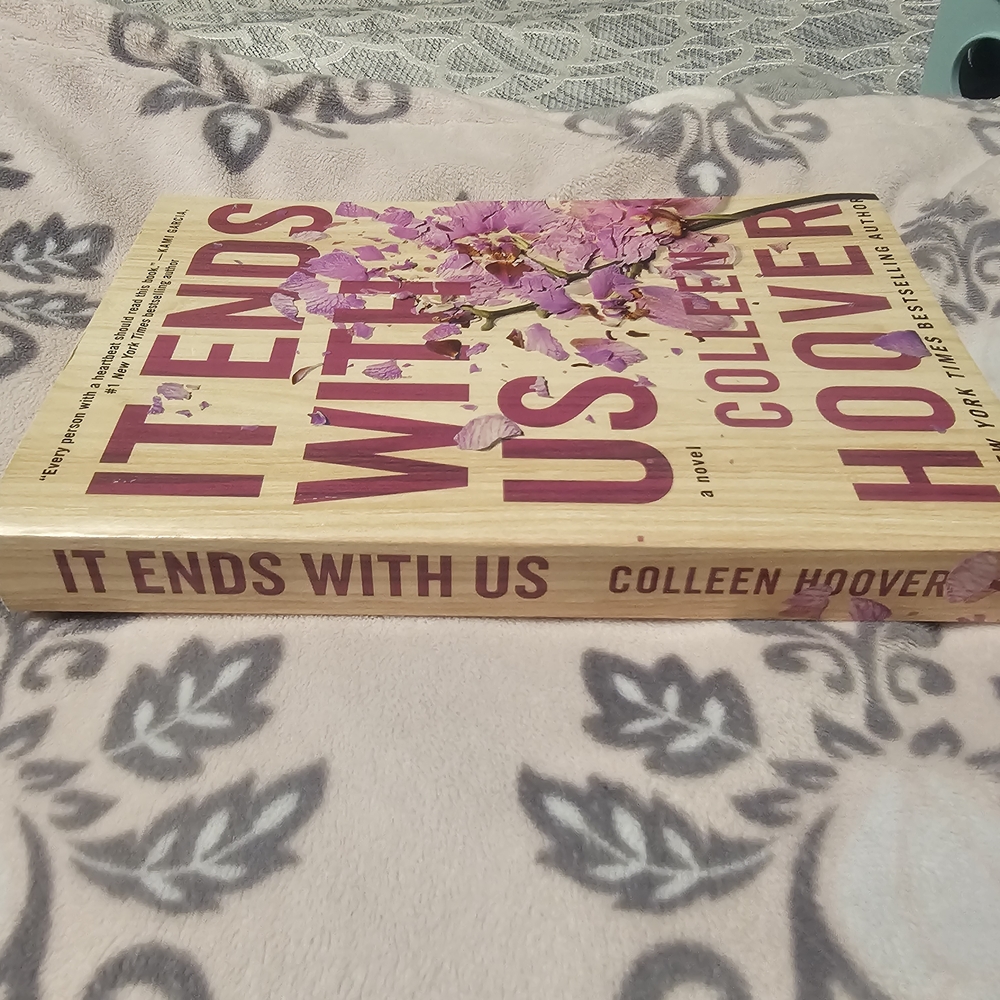 'It Ends With Us' Book - Pink and Brown